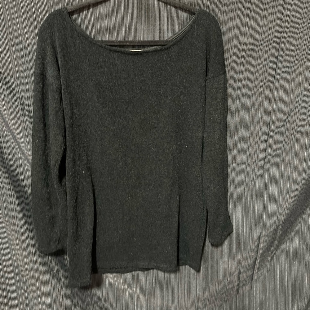Let them eat cake / Black long sweater /‎ Size L / R-6